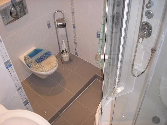 10. ukázka Služba koupelny - Jinex.cz | Jiří Nesměrák