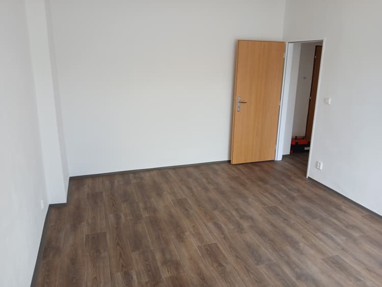 3. ukázka Služba rekonstrukce sociálních bytů - Jinex.cz | Jiří Nesměrák