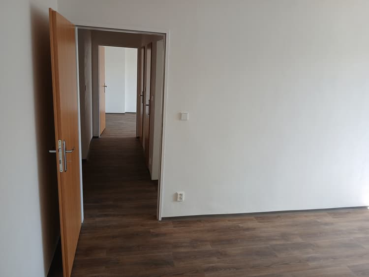 4. ukázka Služba rekonstrukce sociálních bytů - Jinex.cz | Jiří Nesměrák