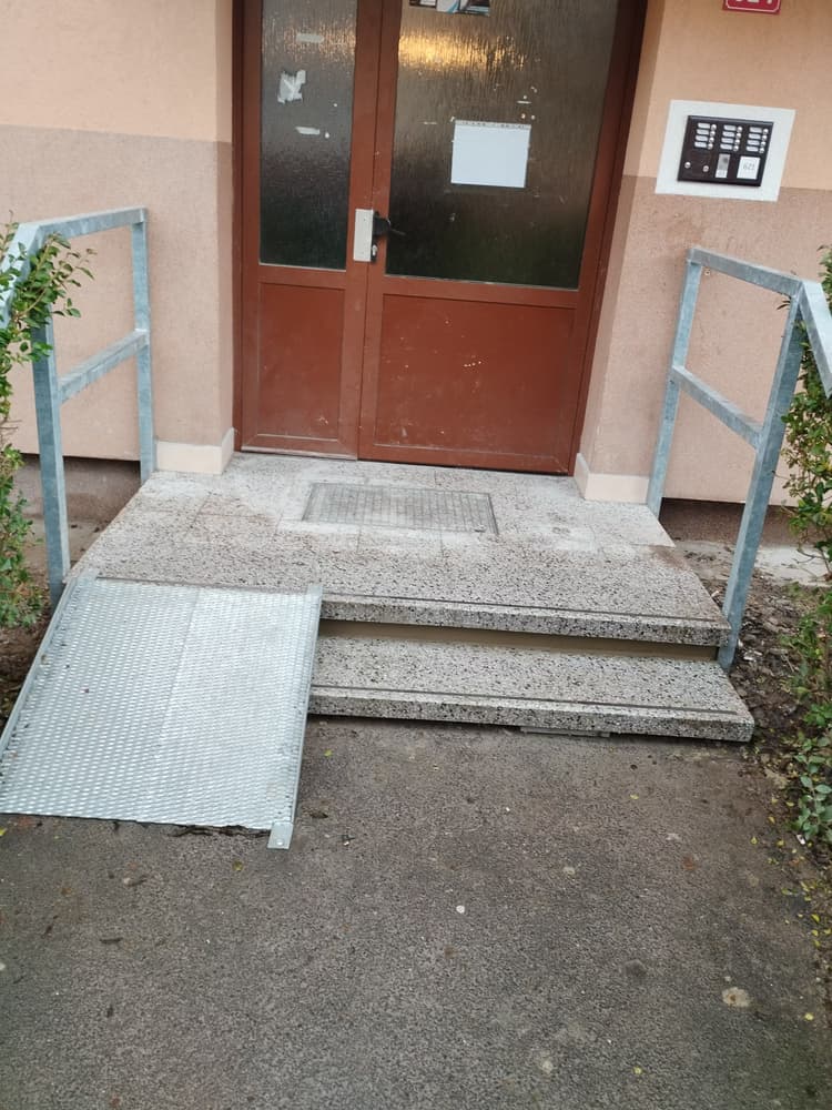 9. ukázka Služba stavební a zamečnické konstrukce - Jinex.cz | Jiří Nesměrák