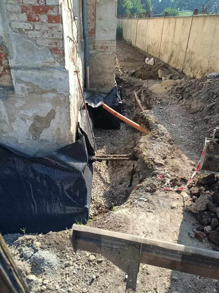 13. ukázka Služba výkopové práce - Jinex.cz | Jiří Nesměrák